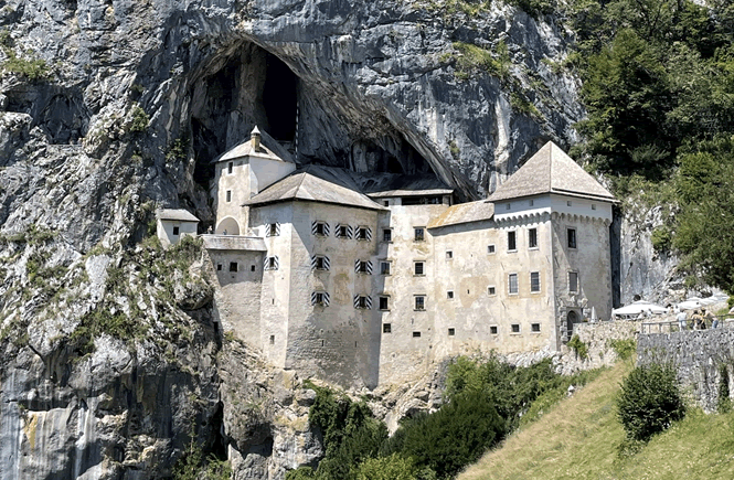 Castello di Predjama | Viaggio in Slovenia